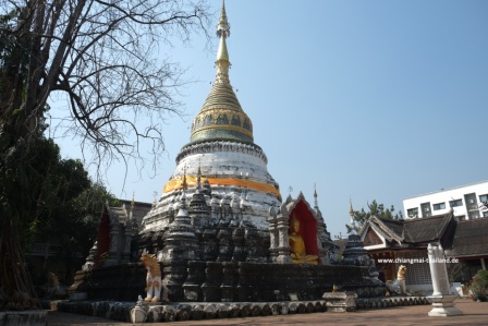 Wat Buppharam wieder von aussen